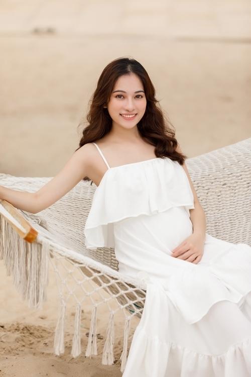 4 mỹ nhân Việt đang mang song thai: Người hao cân, người xuống sắc-2