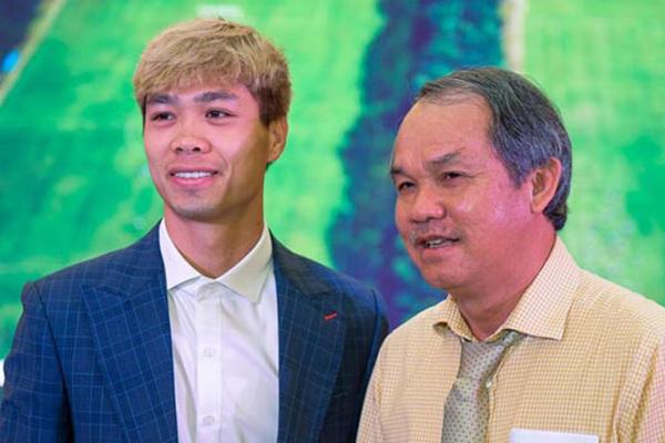 Ảnh nét căng Công Phượng và cô dâu Viên Minh nở nụ cười hạnh phúc trong lễ ăn hỏi-4