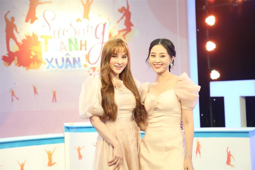 Gương mặt Thu Thủy phá tướng khi mang bầu 5 tháng-6