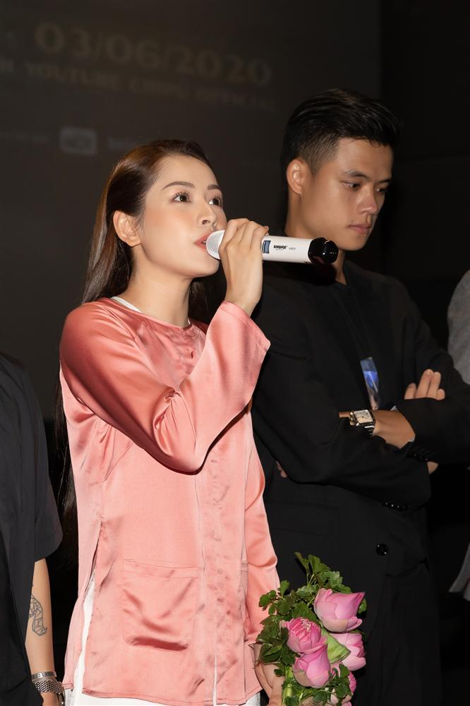 Chi Pu trổ tài hát cải lương nhưng dân tình chỉ muốn khóc vì quá đau thương-2