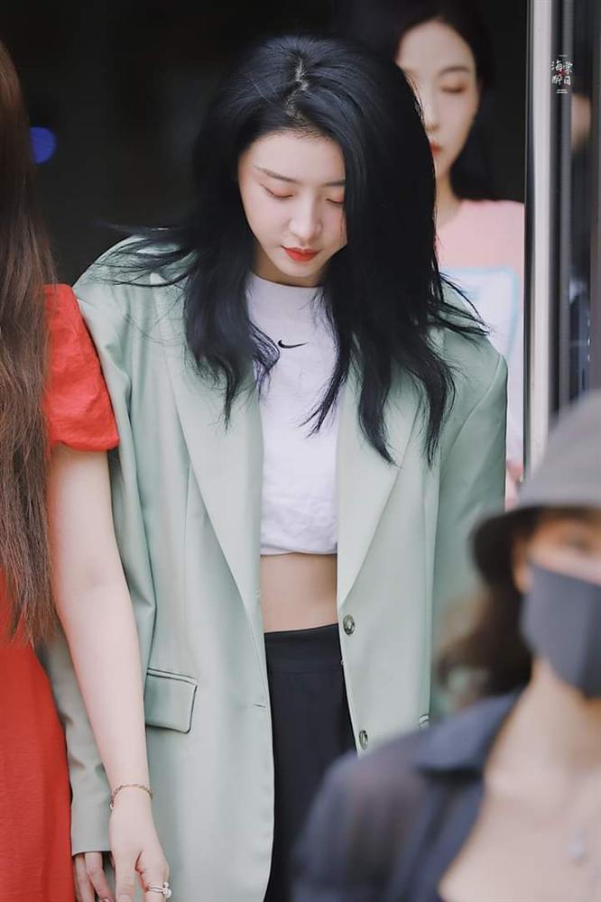 Gia thế của thánh biểu cảm lố gây chú ý nhất Thanh xuân có bạn 2-15