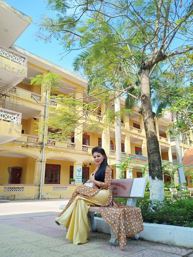 Midu và các nghệ sĩ làm giảng viên đại học-5