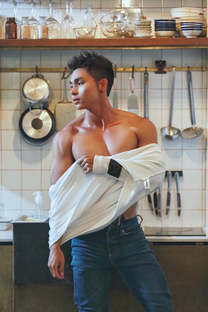 Jun Phạm khoe body cực phẩm ở hồ bơi: Fan liên tục truyền thái y vì mất máu-7