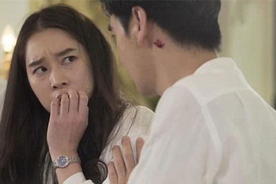 Người yêu không tiếc chi tiền làm tôi ngưỡng mộ cho đến lúc anh quỳ gối cầu xin tôi cứu...