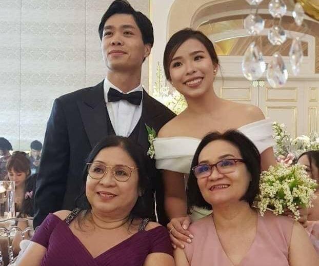 Vì sao ca sĩ Hoàng Dũng hát trong tiệc đính hôn của Công Phượng?-2