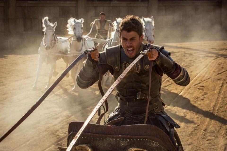 9 bản phim làm lại trở thành thảm họa, đáng quên của Hollywood-18