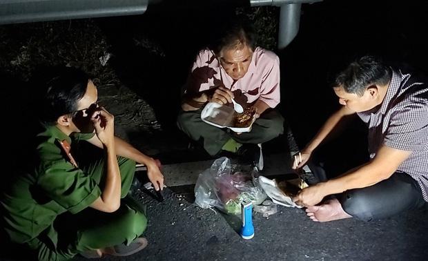 Nóng: Xuyên đêm vây bắt kẻ sát nhân vượt ngục, cướp bóc trốn trên đèo Hải Vân-5