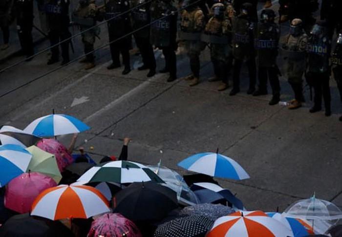 Mỹ: Thêm một vụ Tôi không thở được-1