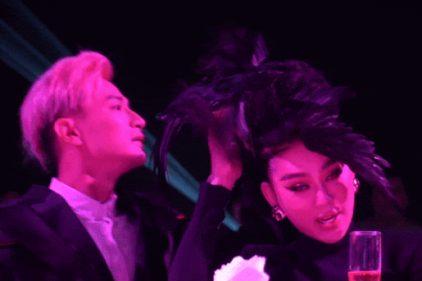 Hú hồn Lâm Khánh Chi: Treo status ngắn nhưng 3 lỗi chính tả chềnh ềnh-10