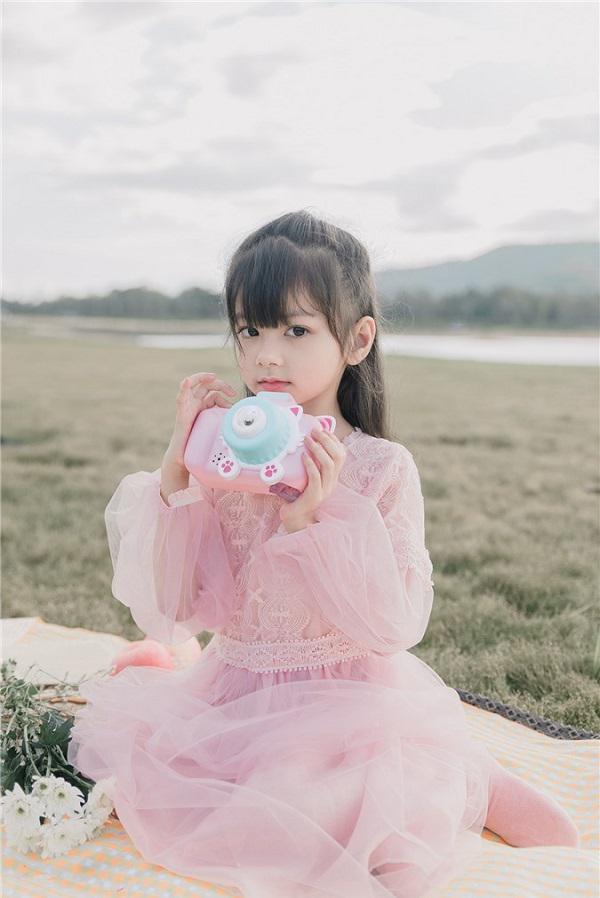 Tìm ra danh tính của tiểu mỹ nhân khiến dân mạng đứng hình từ cái nhìn đầu tiên-3