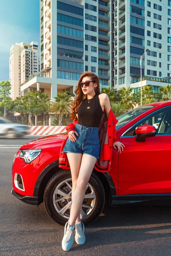 Á hậu Tú Anh khoe vóc dáng gái một con còn nuột nà hơn cả thời son rỗi-1