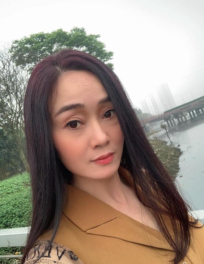 Một thời gian ngắn sau khi kết hôn, Quách Thu Phương và chồng "đường ai nấy đi" do không tìm thấy tiếng nói chung. Không những vậy, ở thời điểm sinh con thứ hai, nữ diễn viên quyết định nghỉ việc ở Nhà hát Tuổi trẻ để dành thời gian chăm sóc bé. Nhớ nghề, áp lực "bỉm sữa" khiến Quách Thu Phương từng có thời gian bị trầm cảm.