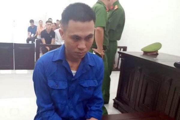 Người đàn ông ở Hà Nội đang thái thịt, cầm dao giết chết hàng xóm-1