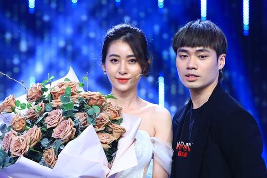 Rich kid Hà Thành cua được gái xinh trong 'Người Ấy Là Ai' bị lộ chuyện đã có bạn gái 5 tháng?