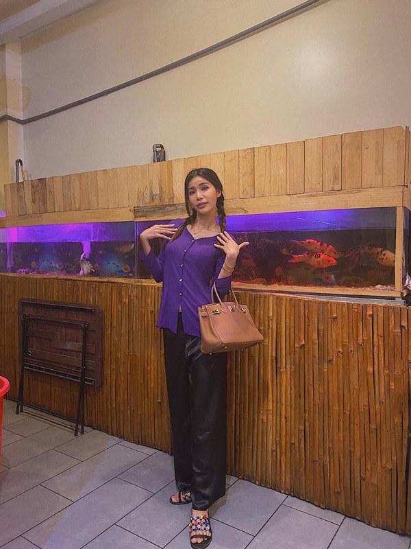 Chiếc áo bà ba biến phái đẹp trở nên dịu dàng đoan trang, kể cả Chi Pu hay Ngọc Trinh-10