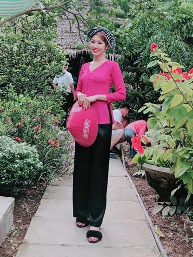 Chiếc áo bà ba biến phái đẹp trở nên dịu dàng đoan trang, kể cả Chi Pu hay Ngọc Trinh-15