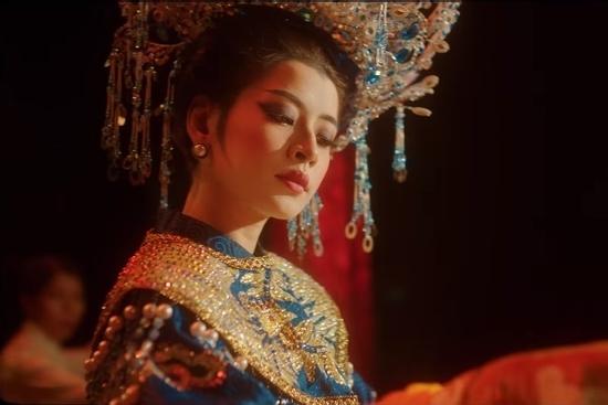 'Cha đẻ' hit mới của Chi Pu khẳng định không trao bài hát nhầm người