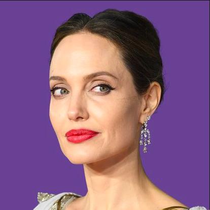 Angelina Jolie đứng cuối danh sách 100 ngôi sao giàu nhất thế giới-11