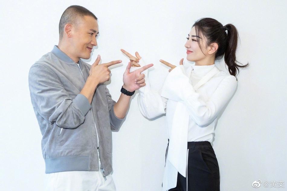 Cặp đôi Lên nhầm kiệu hoa được chồng như ý tái hợp sau 20 năm-4