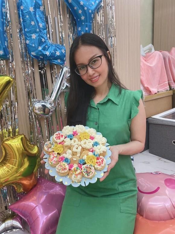 Cẩm Ly khiến dân mạng trầm trồ với vóc dáng thon gọn và nhan sắc tươi trẻ ở tuổi 50-5