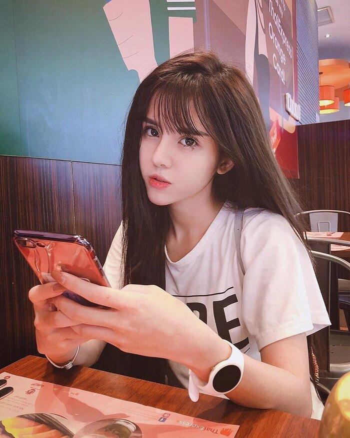 Vlogger Huy Cung gay gắt dằn mặt anti-fan trước tin đồn bà xã hotgirl bỏ học từ năm lớp 7 và lên Hà Nội làm gái-3