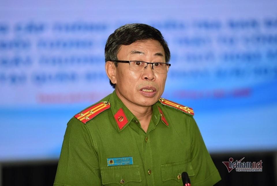 200 côn đồ áo cam không tìm thấy đối thủ nên đập phá, chém người-5