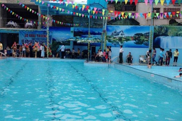 Bắc Giang: Bé gái 8 tuổi đuối nước thương tâm tại bể bơi trong ngày nắng nóng-1