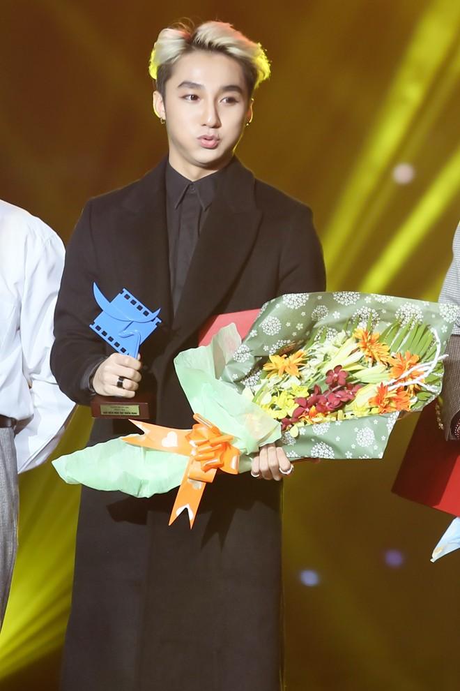 Lan Ngọc, Sơn Tùng và những sao Việt thành công rực rỡ ngay từ vai diễn điện ảnh đầu tay-5