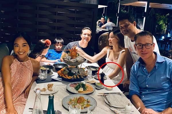 Hồ Ngọc Hà xuất hiện tăng cân, lộ rõ bụng bầu-5