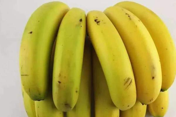 Khỏi phải lo chuối chín trong nhà bị ‘ế’, xắn tay làm ngay 5 món ăn vặt từ chuối nhé-6