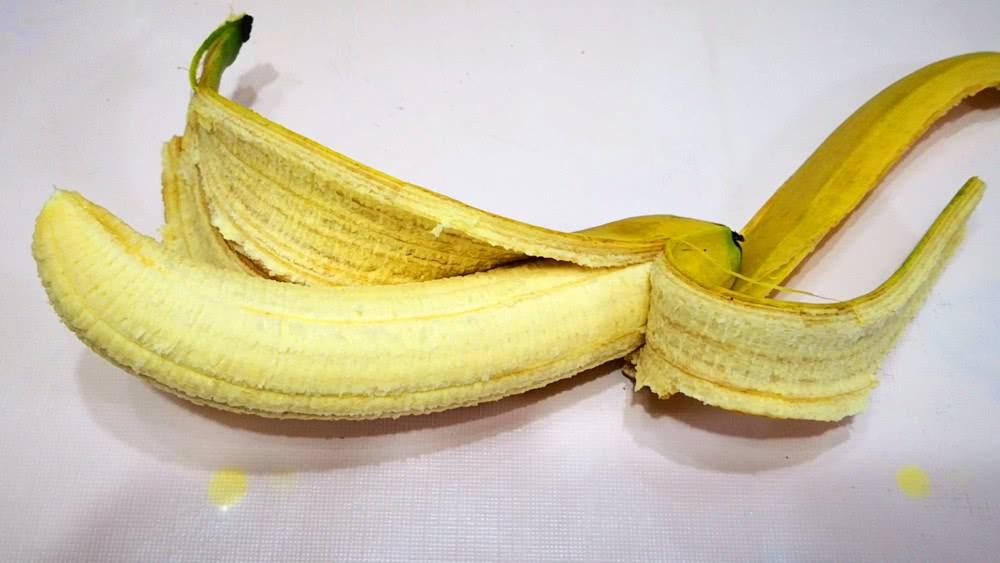 Mua chuối chín chọn quả cong hay thẳng, thật bất ngờ với đáp án của người trồng cây-2