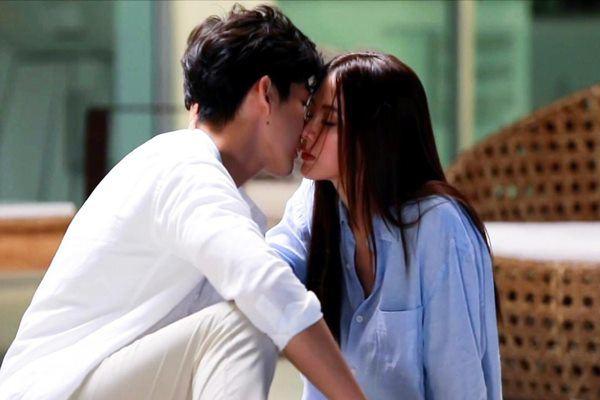 Sau 1 đêm lên giường, bạn thân đưa 500 nghìn kèm lời nhắn khiến tôi run rẩy-2