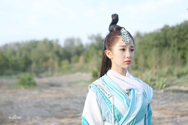 Vừa debut chưa bao lâu Ngu Thư Hân đã quay lại đóng phim, sẽ kết hợp với diễn viên nam đang hot Đinh Vũ Hề?-3