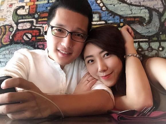 Cưng muốn xỉu ảnh cháu gái 3 tháng tuổi của Trấn Thành lần đầu được mẹ cho diện bikini-1