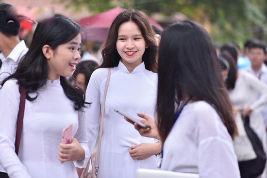 Chính thức công bố Lịch thi tốt nghiệp THPT 2020: 2 bài thi tổ hợp diễn ra chung giờ