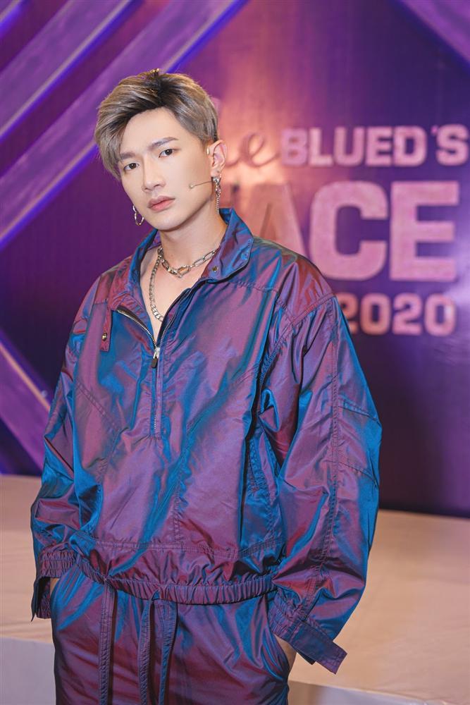 Dược sĩ Tiến dính nghi vấn thẩm mỹ vì gương mặt từ phèn hóa nam thần Hàn Quốc-1