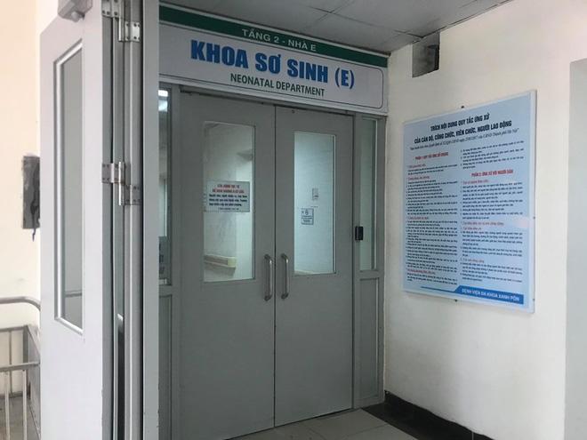 Sức khỏe bé sơ sinh bị bỏ rơi dưới hố gas 3 ngày dưới nắng nóng 40 độ C, giòi bu hiện ra sao?-2