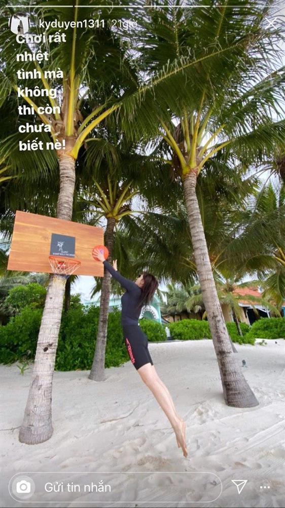 Kỳ Duyên kéo chân dài như nấc thang lên thiên đường: 1 phần đầu - 11 phần thân-3