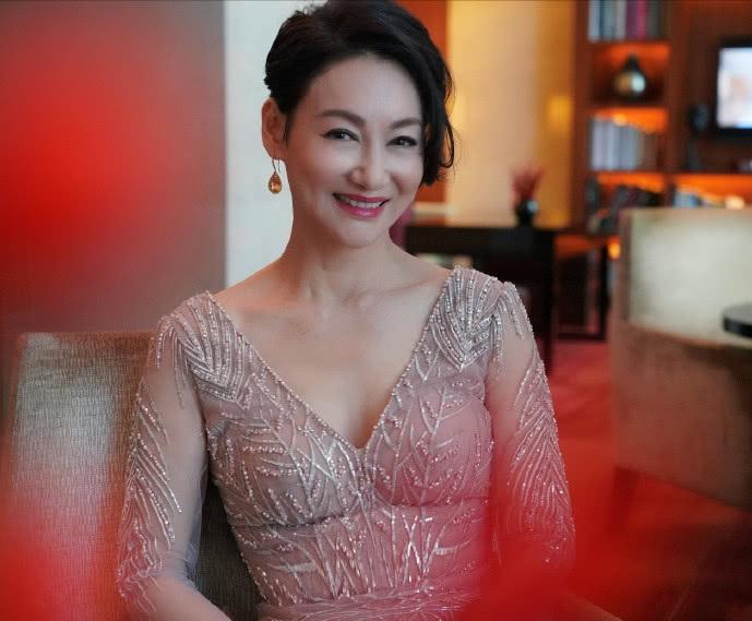 Hết làm nữ hiệp, Triệu Lệ Dĩnh vào vai thôn nữ khởi nghiệp-3