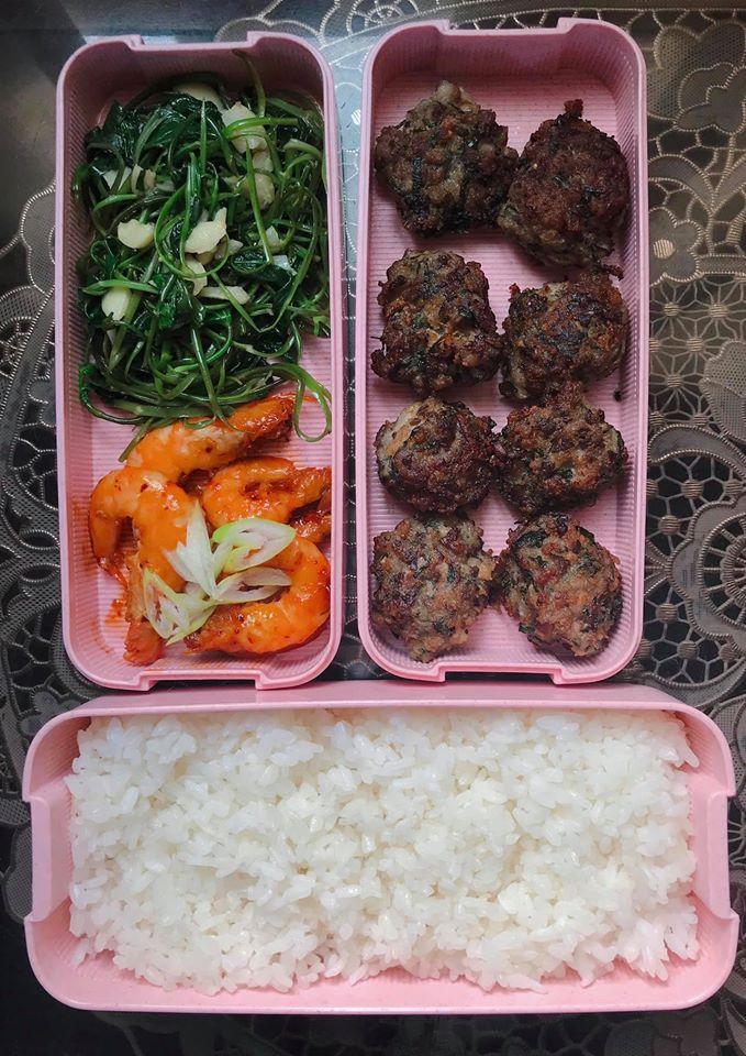 Cơm hộp ngon hết nấc của cô gái 9X khiến đồng nghiệp thường xuyên ăn ké-3