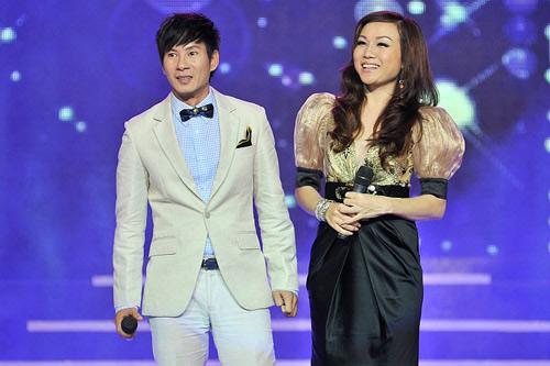 Chân dung Diva nhạc sến miền Tây Hoàng Châu: Đình đám tuổi trẻ, viên mãn xế chiều-4