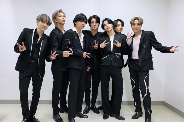 Không chịu thua idol, fan BTS quyên góp đủ 1 triệu USD ủng hộ chiến dịch chống phân biệt chủng tộc-1