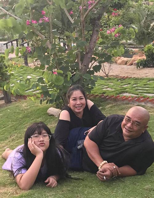 Nhà vườn rộng rãi tràn ngập cây trái của sao Việt-15