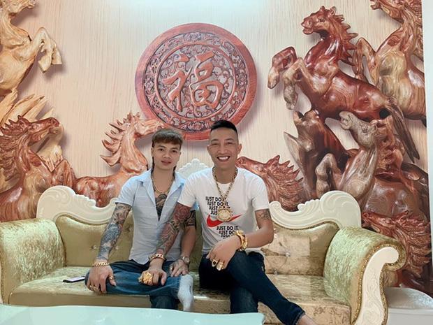 Huấn Hoa Hồng thản nhiên livestream quảng cáo thuốc yếu sinh lí dành cho những kẻ đập đá, chơi gái-1