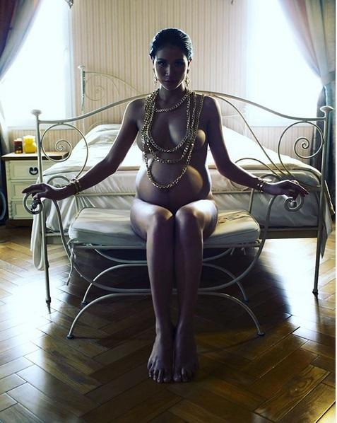 Trang Trần đào mộ ảnh bầu khỏa thân rồi giảng đạo lý về ngoại tình-1