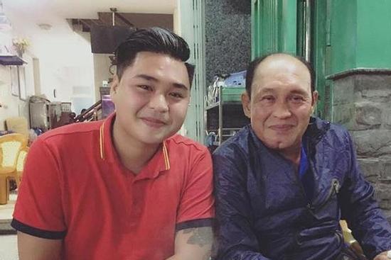 Con trai danh hài Duy Phương bị chỉ trích bất hiếu: 'Ông ấy đúng hay sai vẫn là ba tôi'