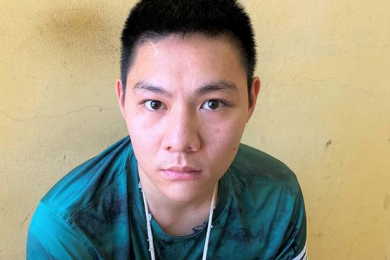 Bắt thanh niên 21 tuổi cướp tiệm vàng lúc rạng sáng