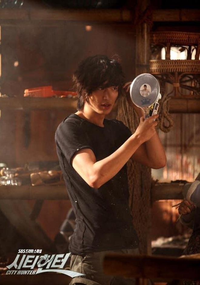 Lee Min Ho ‘nghiện’ soi gương như thế nào?-5