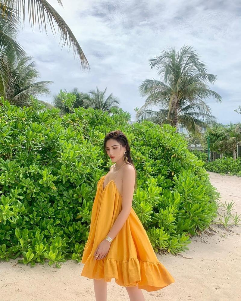 Kỳ Duyên - Lưu Hương Giang mê mẩn váy bay bổng như mẹ bầu chào hè-4