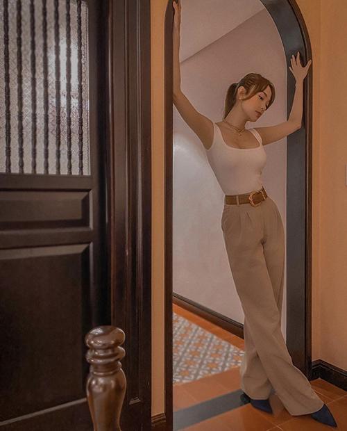 Kỳ Duyên - Lưu Hương Giang mê mẩn váy bay bổng như mẹ bầu chào hè-10